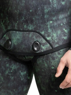 Cressi Tokugawa XTR 3mm 2-Piece Wetsuit Mens -Online Dive Gear Sales Shop Cressi TokugawaXTR 3mm 2 Piece Freediving Wetsuit Mens Crotch Detail