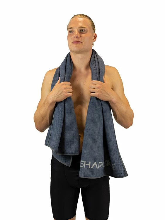 Sharkskin Sand Free Beach Towel 6 Sharkskin Sand Free Beach Towel - Image 4